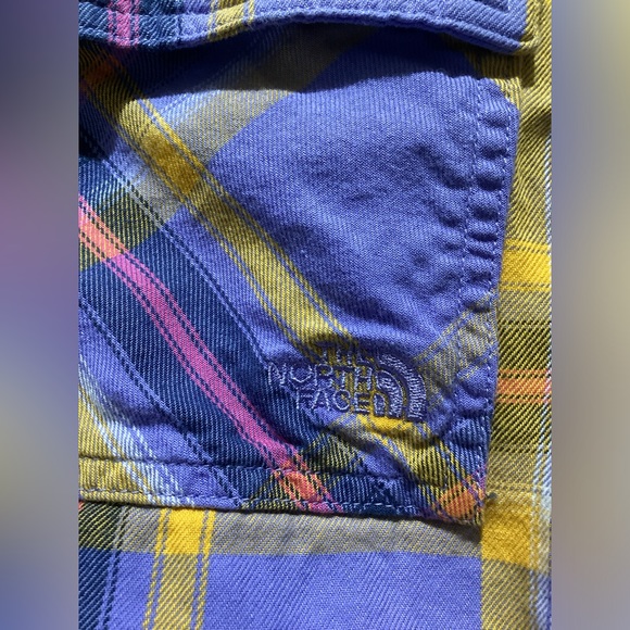 The North Face Set Up Camp Flannel Shirt - Women's. Size XL - Picture 8 of 11